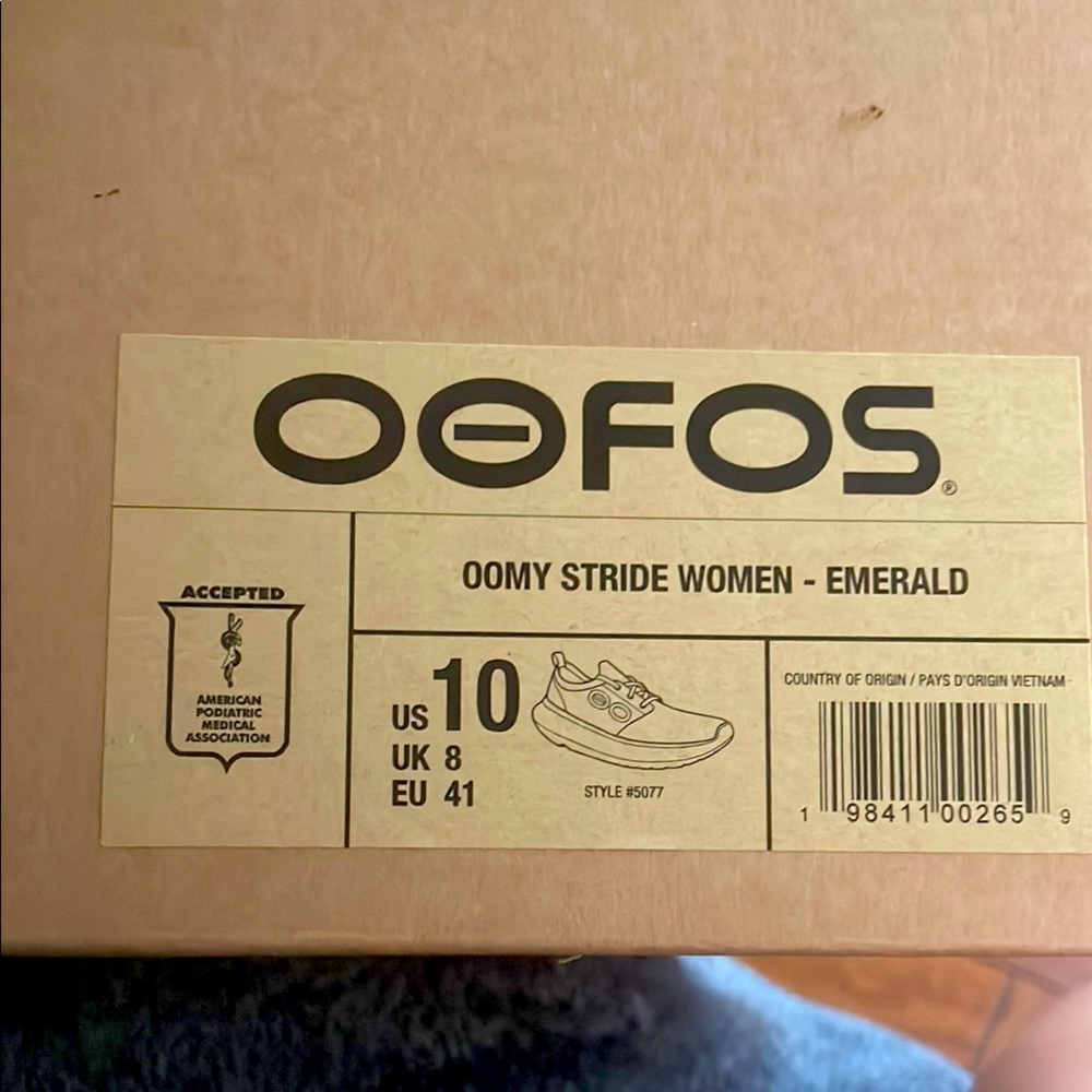 OOFOS Green Sneakers Superior Comfort